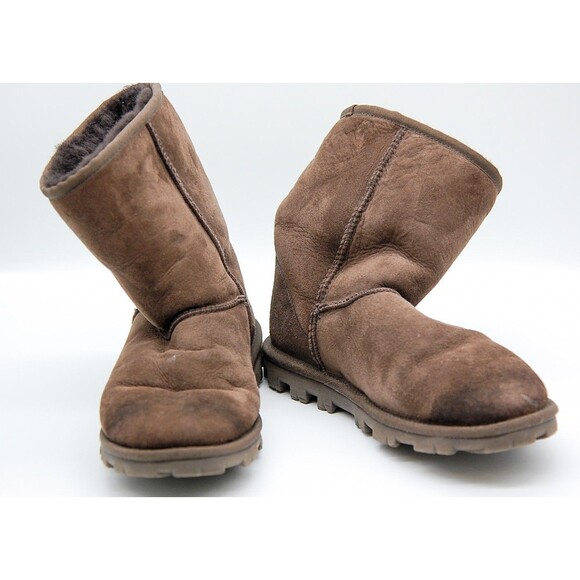 Auth UGG essential short 5835 Chocolate Mouton - Women's Boots - Picture 1 of 12